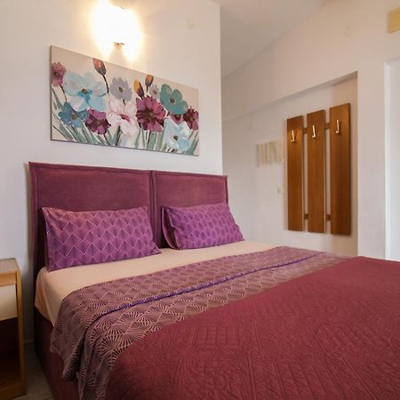 Apartments Paula Bol Extérieur photo