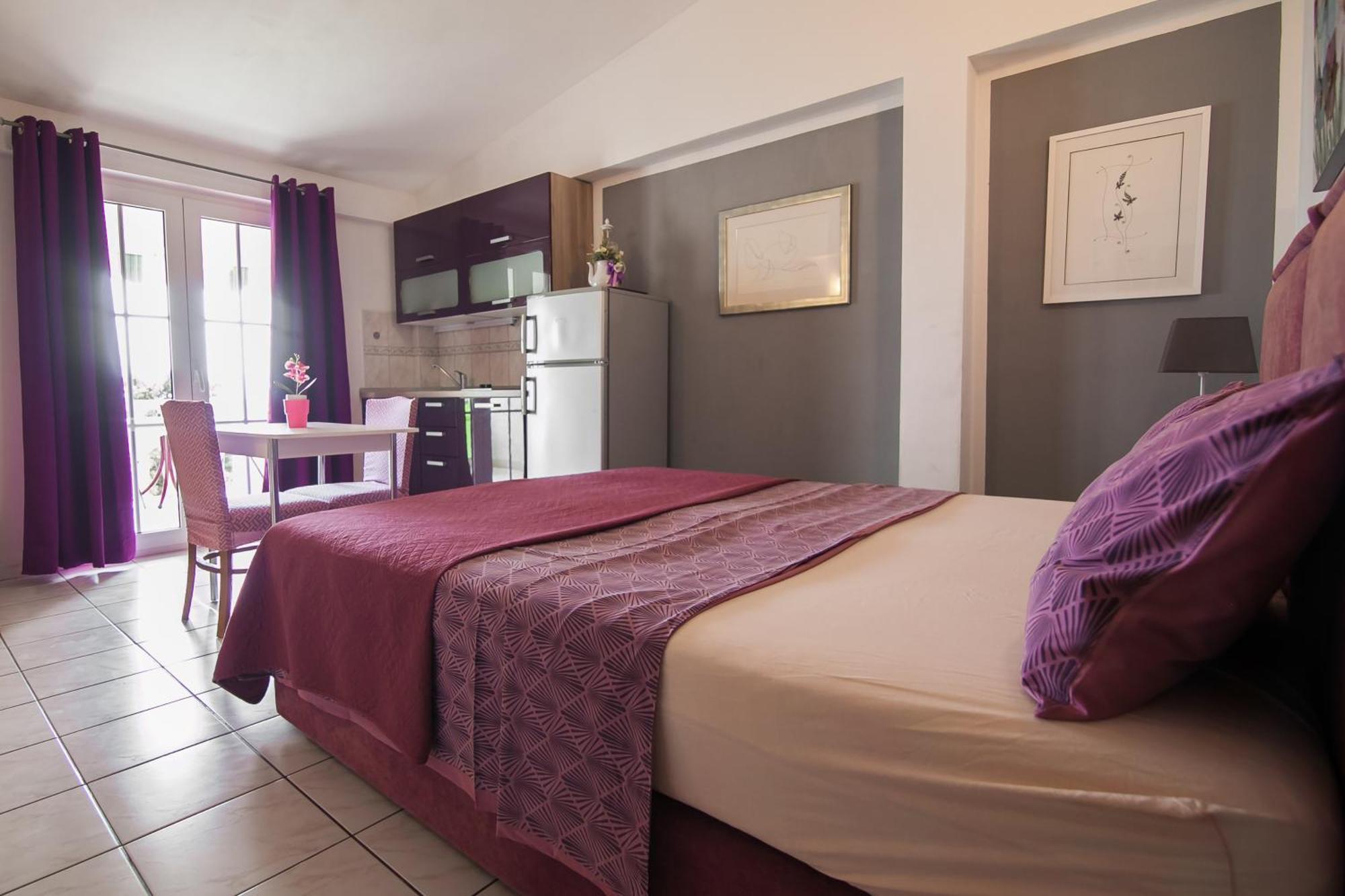 Apartments Paula Bol Extérieur photo